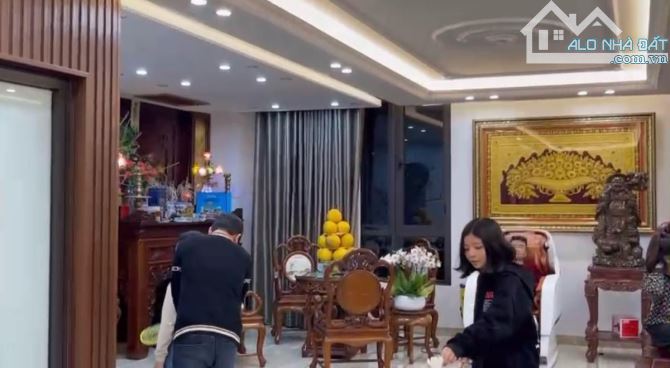 TRÍCH SÀI - VIEW HỒ TÂY - 8 TẦNG - 9M MẶT TIỀN, DÒNG TIỀN 110TR/THÁNG Ở & CHO THUÊ - 60 TỶ - 6