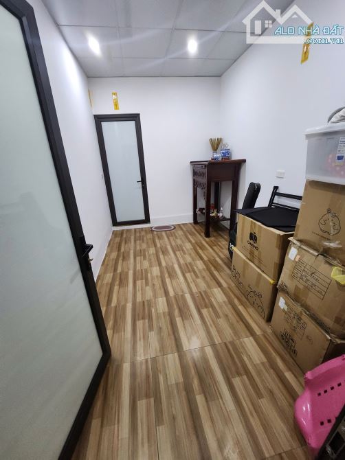Bán gấp Nhà 4 Tầng 3PN, 3WC, 25m2, giá tốt tại Nguyễn Đức Cảnh, Tương Mai, Hoàng Mai - 8