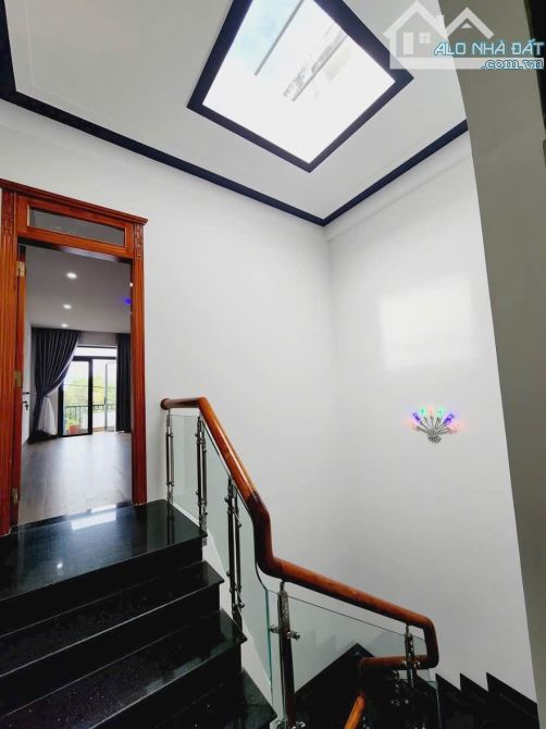 Nhà Mặt Tiền kinh Doanh , Đường Trần Phú 68m2 , ngang4m , đường 18m , giá 10tỷ - 8