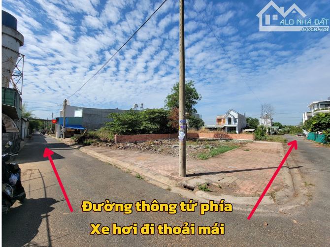 Bán nhà phố Châu Âu sát chợ An Bình - Tam Phước ,gara để 2 xe 7 chỗ ,DT nhà lớn 163m2 - 9