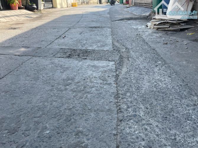 Bán gấp nhà 107m2, 2 tầng, hẻm 5m, Nguyễn Thị Định, P.Thạnh Mỹ Lợi, Q.2, chỉ 8.2 tỷ còn TL - 9