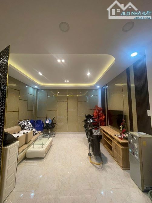 90m2 - 5.2x17 hẻm thông xe hơi 8 mét thông, Cô Bắc, P1, Phú Nhuận, 3 tầng, chỉ 16 tỷ (TL) - 2