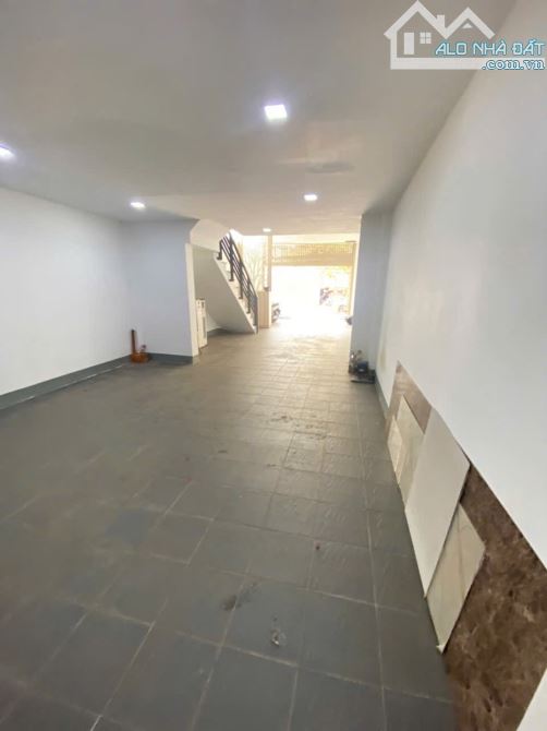 Chỉ 6,5tỷ có ngay👇 nhà Hai mặt tiền 1 Hầm , 3 tầng MẶT TIỀN HÙNG VƯƠNG - Cách ngã sáu chỉ