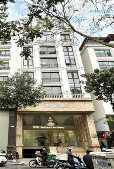 Bán Tòa Văn Phòng Mặt Phố Hoa Lư, Hai Bà Trưng DT 197m2, 10T, MT 9.1m