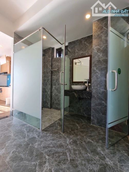 BÁN TOÀ CĂN HỘ VIEW CẦU RỒNG PHUN LỬA-NGAY SÁT CHỢ ĐÊM-DOANH THU KHỦNG HƠN 100tr/tháng -GI
