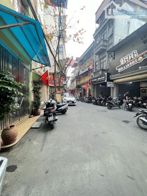 Bán nhà dân xây phố Minh Khai DT50mx6T MT7m ô tô đỗ cửa - kinh doanh chỉ 17,9 tỷ