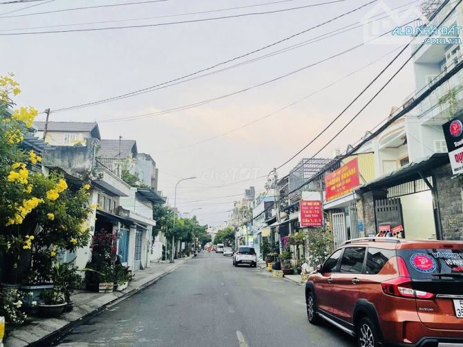 Nhà C4 mặt tiền Nguyễn Thị Thơi , Hiệp Thành . 5.4x26 ,140m2 giá 8.05 tỷ