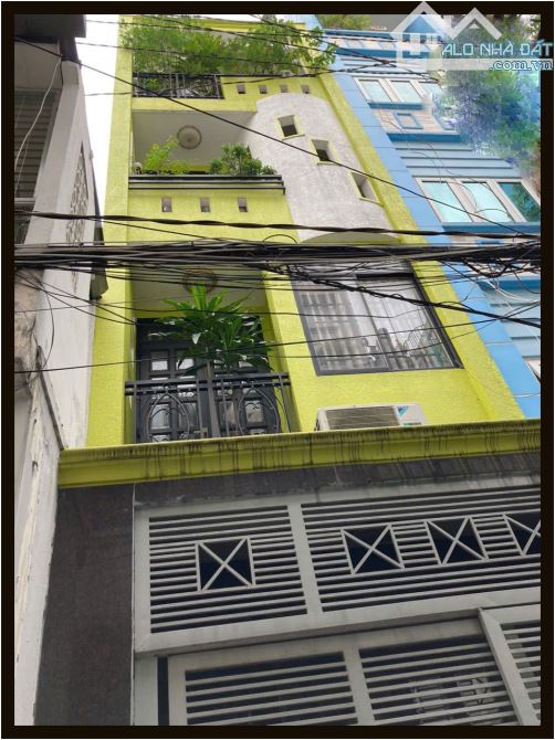 Top nhà vị trí đẹp 3.5 x 10m 1 trệt 3 lầu Nguyễn Đình Chiểu Q3 TP.HCM