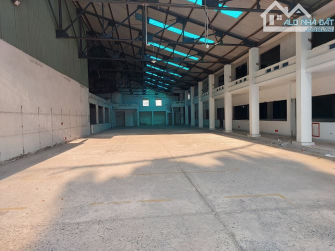 Cho thuê kho xưởng Quận 7 DT 1500m – Mặt tiền Nguyễn Hữu Thọ, P. Tân Hưng gần Lotte.