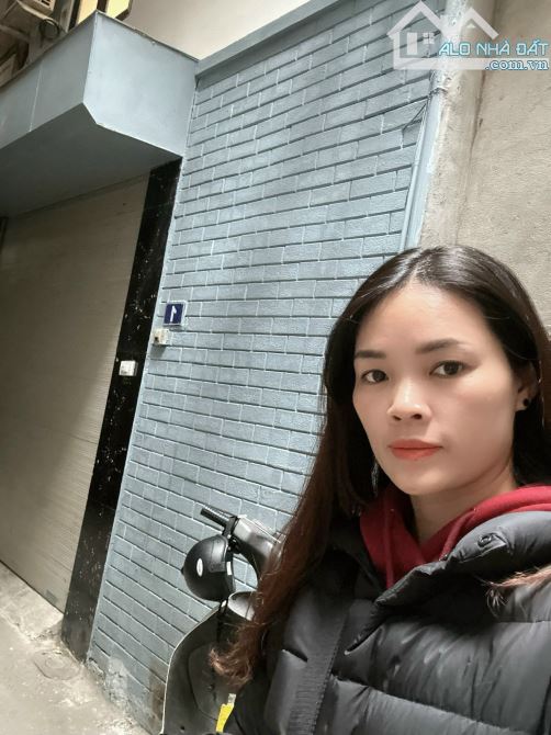 BÁN NHÀ KIM NGƯU 6 Tỷ – NHÀ ĐẸP, NGÕ THÔNG, 1 NHÀ RA OTO