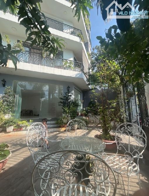 BIỆT THỰ NGUYỄN THỊ THẬP NGAY PHÚ MỸ HƯNG CHỈ 39.9 TỶ