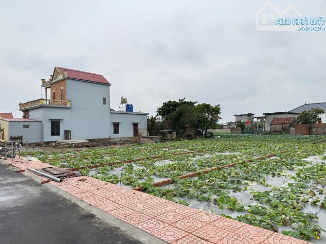Gia đình tôi cần bán 120m2 đất cạnh KCN Visip 1100ha tháng 6/2025 khởi công nhỉnh 1 tỷ.