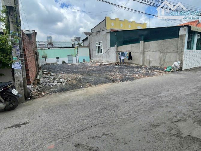 Chỉ 2,4 tỷ sở hữu lô đất Mặt Tiền kinh doanh, gần chợ, trường học ( P. Tân Vạn )