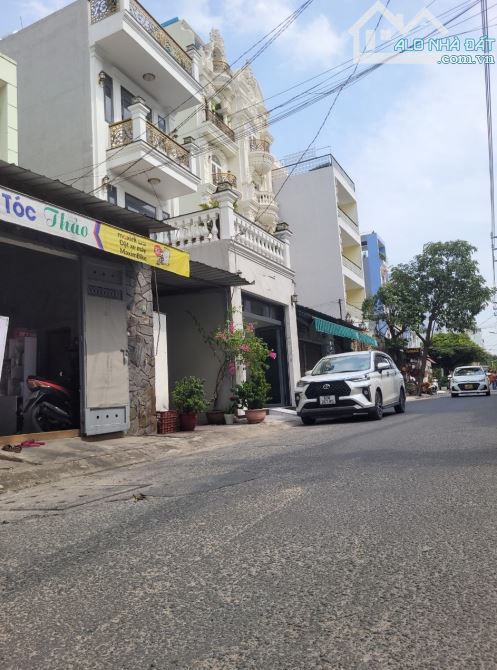 MT hẻm 256 Phan Huy ích 4.5x16m 1T lửng 3 lầu- Giá 8.8 tỷ