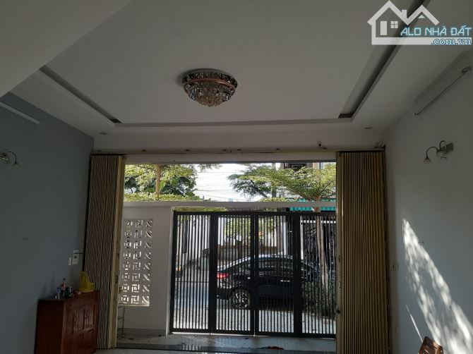 Nhà 2 Tầng đường Lê Hữu Trác, Quận Sơn Trà, 103m2, giá 11 tỷ TL