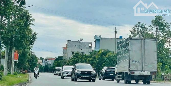 BÁN LÔ ĐẤT THỊ TRẤN KIẾN XƯƠNG ( mặt 37B )