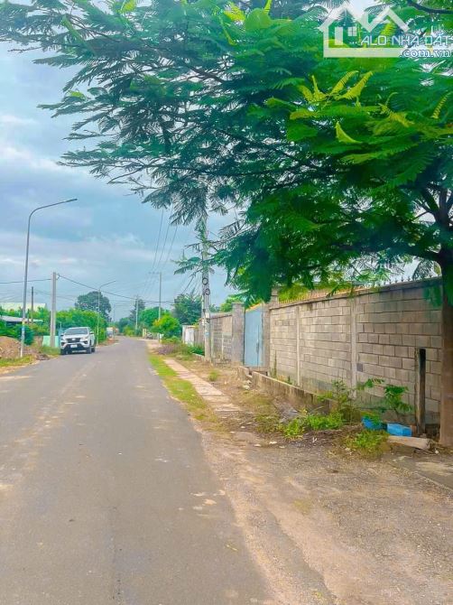 LÔ ĐẤT ĐẸP MẶT TIỀN 27/4 SÁT BÊN THỊ TRẤN PHƯỚC BỬU, SẴN THỔ CƯ, CÁCH BIỂN CHỈ 8 PHÚT