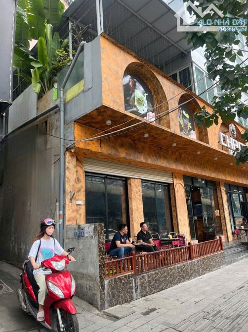 Mặt phố Nguyễn Chí Thanh 43m2, 2 tầng, mt 5.3m, 21 tỷ lô góc đẹp, kinh doanh trà và cà phê