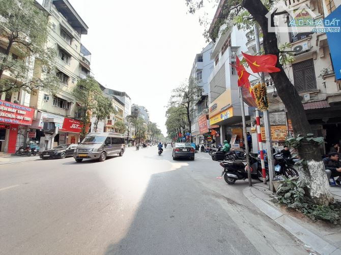CHỦ CẦN BÁN GẤP MẢNH ĐẤT PHỐ LÊ THANH NGHỊ 82m 18.8 TỶ