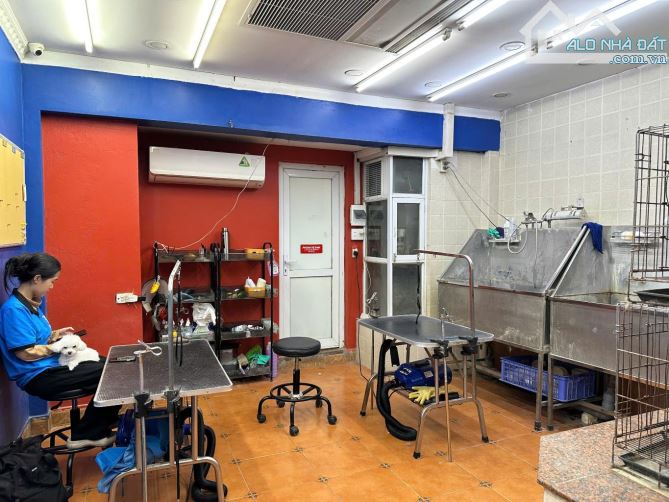 💥MẶT PHỐ - KIM MÃ - VỈA HÈ - KINH DOANH SẦM UẤT 💥 DT53M2 × MT4.5M × 5 T x 23 TỶ