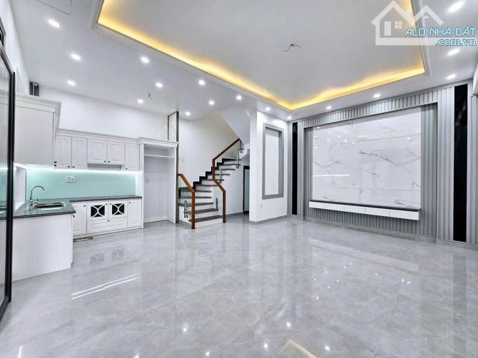 Phố Trực Cát - Xây Mới 4 Tầng Độc Lập - VF3 đỗ cửa