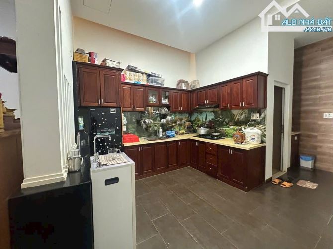 NHÀ MẶT TIỀN ĐỖ NHUẬN, VỊ TRÍ NGAY HÀ HUY TẬP, DT: 4X26M, H: TÂY NAM, GIÁ: 4,55 TỈ