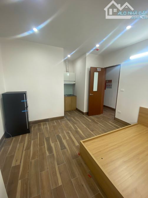 Cho Thuê CCMN Ngõ 145 Quan Nhân Thanh Xuân 25m2 Studio Cửa Sổ Full Nội Thất Thang Máy