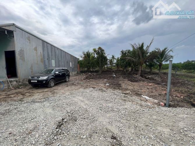859m2 - SẴNG 200 thổ - Pcl VƯỜN/ SHR/ Đường đan 2 oto né nhau Ấp 1 Xã Bình Đức