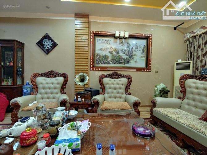 Bán nhà phân lô bàn cờ cạnh Quận ủy Thanh Xuân 21 tỷ