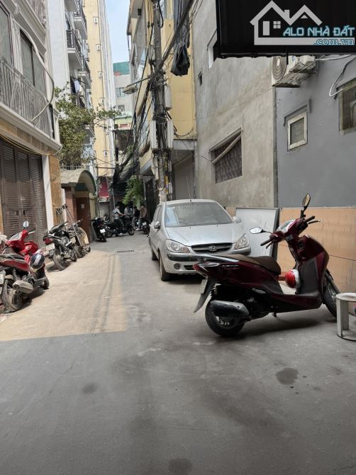 BÁN TÒA CCMN 140M2 - 7 TẦNG, THANG MÁY. 28 PHÒNG KK ĐƯỜNG VŨ TÔNG PHAN.