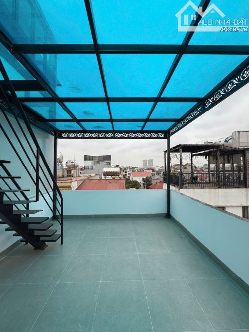 Bán nhà Nguyễn Phúc Lai, DT 45m2, phân lô, oto vào nhà, nhà đẹp long lanh, giá chỉ 15 tỷ 3 - 10