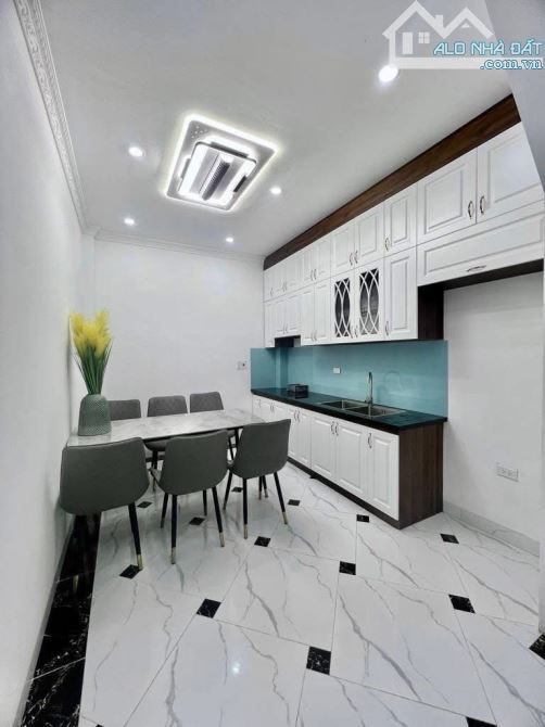Nhà phân lô quân đội phố Tô Vĩnh Diện – Thanh Xuân – 3 tầng, 2 mặt thoáng, chỉ 6.5 tỷ - 1