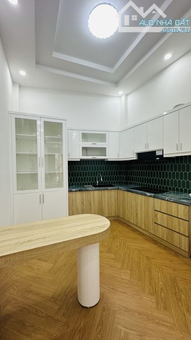 💥Bán nhà 5 phòng ngủ, Khánh Hội, Quận 4, 40m2, 4 tầng hoàn công đủ, nhỉnh 6 tỷ 🚗 - 1