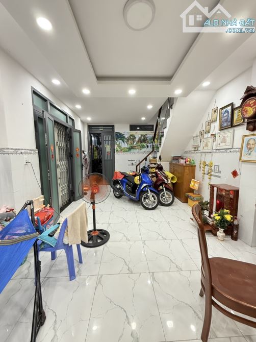 CHỈ 5🧄 TÂN PHÚ - HẺM XE HƠI - 2TẦNG - 4 x 11 TÂN SƠN NHÌ - NGAY TRẦN VĂN ƠN - 1