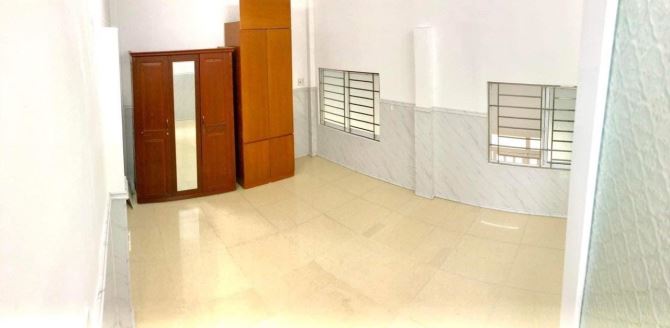SIÊU PHẨM NHÀ MỚI HẺM ĐẸP VÀO Ở NGAY 3 TẦNG BTCT GÌ CHỈ NHỈNH 4 TỶ - 1
