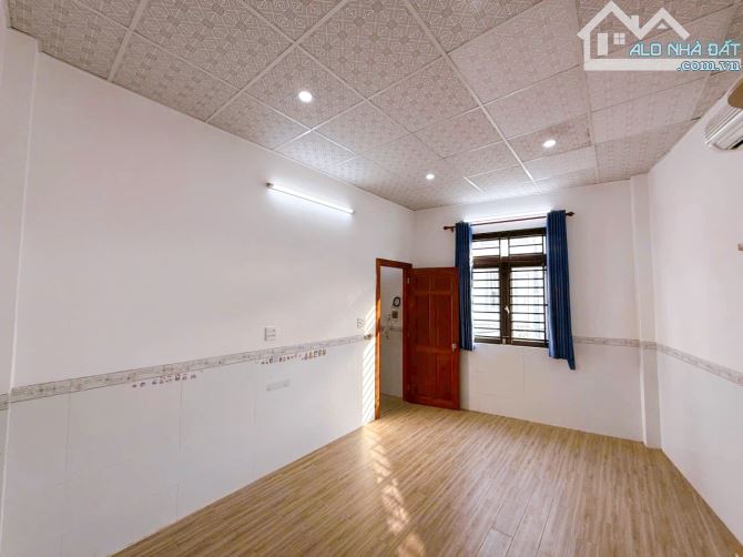 Bán Nhà Trệt Lầu Trục Chính Hẻm 22 Mạc Đĩnh Chi - An Cư - 1