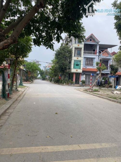 Bán đất Đặng Xá - Gia Lâm 100m, giá cực rẻ, đường ô tô tránh - 1