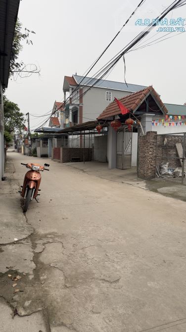 Bán gấp đất 100m2 vị trí siêu đẹp tại Chúc Sơn , Chương Mỹ, giá đầu tư 4,6 tỷ - 1