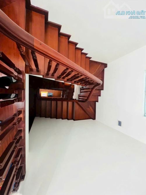 Bán nhà tuyến 2 Trung Lực, nội thất xịn sò full gỗ - 1