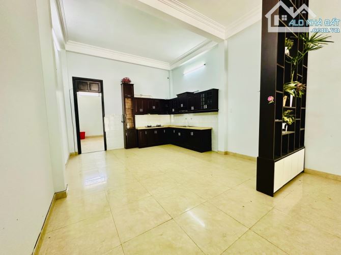 Bán nhà 3 tầng MT Lý Thái Tông, Thanh Khê, Đà Nẵng. Thuận tiện KD, buôn bán - 1