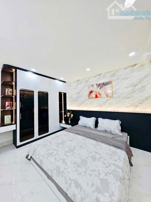 BÁN NHÀ 3 TẦNG - 3PN - 56m2 - GẦN EMART PHAN HUY ÍCH – CHỈ NHỈNH 5 TỶ - 1