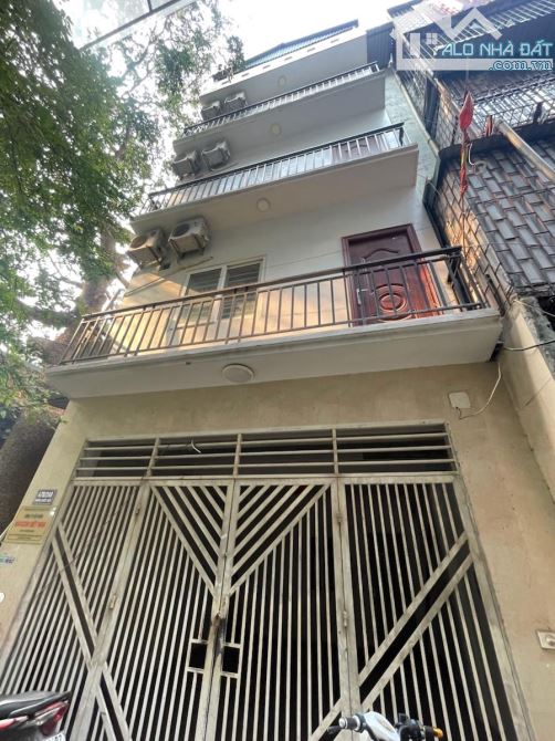 CẦN BÁN NHÀ PHỐ HOÀNG QUỐC VIỆT_VỊ TRÍ ĐẮC ĐỊA_PHÂN LÔ GẦN PHỐ_MẶT TIỀN RỘNG_GIÁ 16.9 TỶ - 1
