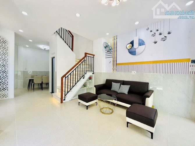 ✨Nhà thoáng – giá hợp lý! Bán nhà Nguyễn Trọng Tuyển 52m² – 3 tầng – 3PN - 1
