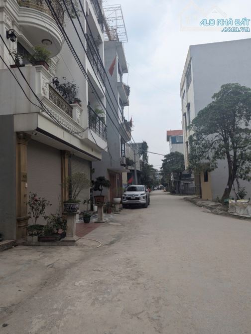 Bán nhà hoài đức,50m2 5T MT4m phân lô vỉa hè kinh doanh giá 12tỷ - 1