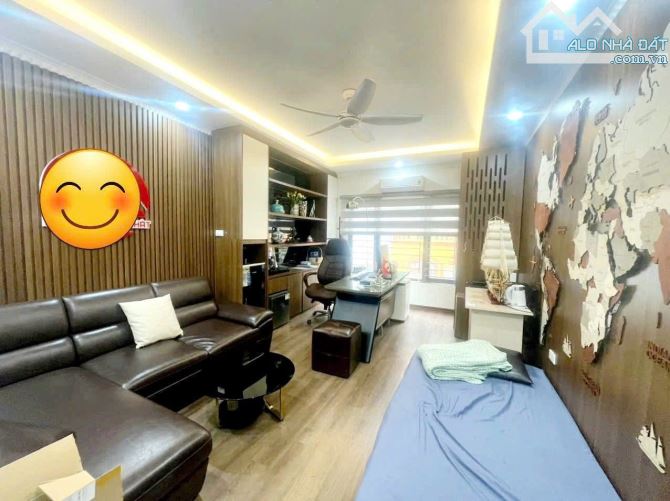 HOÀNG ĐẠO THÀNH PHÂN LÔ OTO TRÁNH - KINH DOANH VĂN PHÒNG - 1