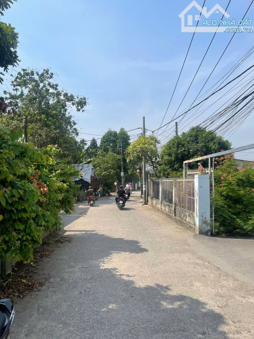 Chỉ 2,4 tỷ sở hữu lô đất Mặt Tiền kinh doanh, gần chợ, trường học ( P. Tân Vạn ) - 1