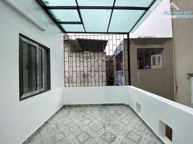 VỊ TRÍ VÀNG - TRUNG TÂM QUẬN  - DÂN XÂY - Ô TÔ ĐỖ NGAY NHÀ 6 TẦNG FULL TIỆN ÍCH - 1