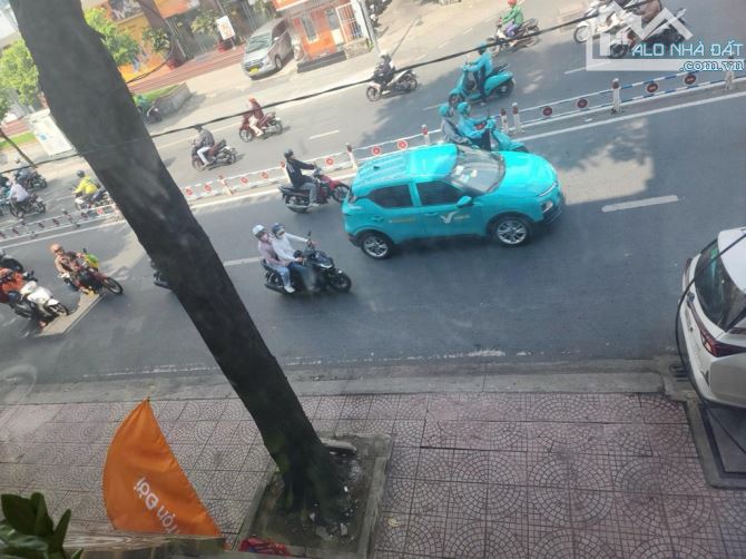 MẶT TIỀN HOÀNG DIỆU Q4, 1P QUA Q1, 72 M2, 4 TẦNG, 50 TR/THÁNG, 28.5 TỶ TL. - 1