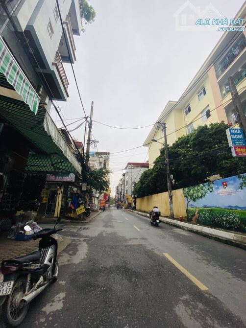 Mặt phố Xa La, Hà Đông, DT 48m2, 4 tầng, kinh doanh, vỉa hè, nhỉnh 12 tỷ - 1