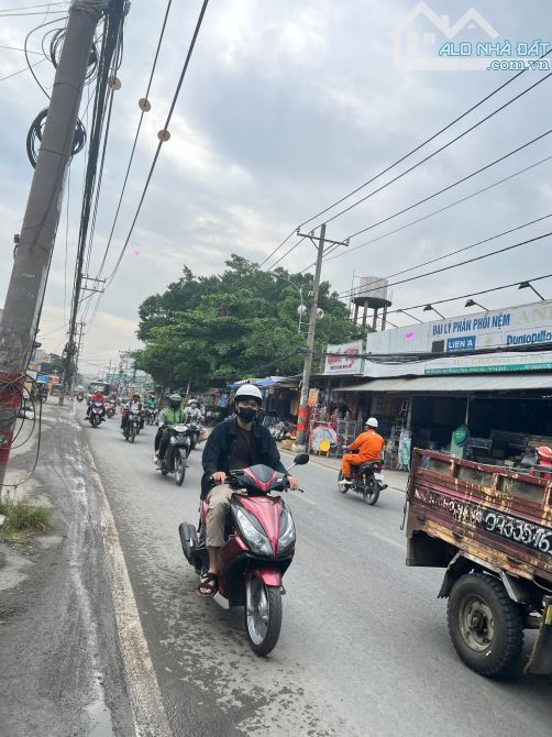 Bán lô đất mặt tiền đường Nguyễn Duy Trinh, quận 9 Gần vòng xoay Phú Hữu Ngang 12m dài 22m - 1